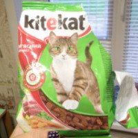 Сухой корм для кошек Kitekat "Мясной банкет"