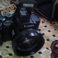 Цифровой фотоаппарат Panasonic Lumix DMC-FZ20