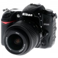 Цифровой зеркальный фотоаппарат Nikon D7000