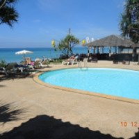 Отель Lanta Nice Beach Resort 
