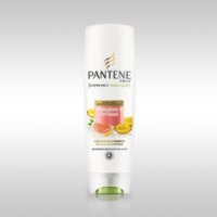 Бальзам-ополаскиватель для волос Pantene Pro-V "Очищение и питание"