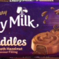 Шоколад молочный Cadbury "Puddles" Smooth Hazelnut
