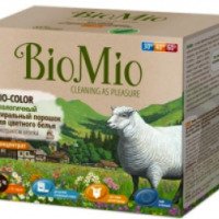 Стиральный порошок BioMio для белого белья