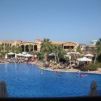 Отель Coral Sea Aqua Club Resort 