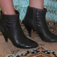 Женские ботинки Sela