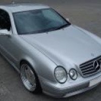 Автомобиль Mercedes-Benz CLK W208 купе