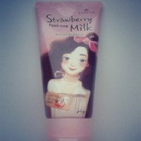 Пенка для умывания Mukunghwa Rossom Strawberry Milk Foam Soap