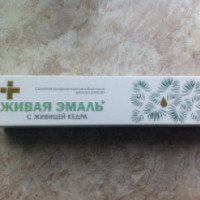 Семейная профилактическая зубная паста MeiTan "Живая эмаль с живицей кедра"