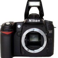 Цифровой зеркальный фотоаппарат Nikon D80