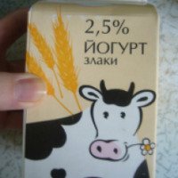 Йогурт питьевой 2, 5% "Саянмолоко"