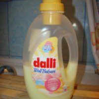 Жидкое моющее средство Dalli "Woll-Balsam" для шерстяных и шелковых тканей