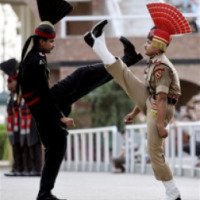 Церемония закрытия границы Пакистана с Индией 