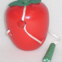 Игра-шнуровка "Яблоко с червячком"
