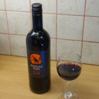 Вино сухое красное Perdeberg group ltd. Afrikaa Park Pinotage