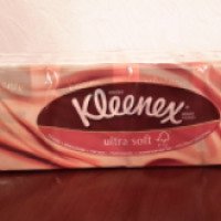 Бумажные носовые одноразовые платочки Kleenex