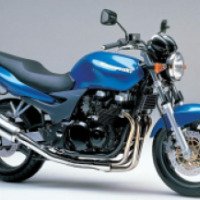 Мотоцикл Kawasaki ZR7