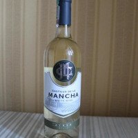 Вино белое полусладкое BARCELONA MEDITERRANEAN WINE, S.L "Castillo De La Mancha"