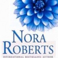 Книга "Синий георгин" - Нора Робертс