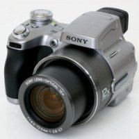 Цифровой фотоаппарат Sony Cyber-shot DSC-H1