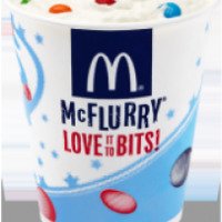 Мороженое McFlurry с дроблеными M&M's McDonald's