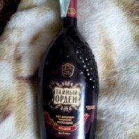 Вино красное полусладкое Кодру "Тайный Орден. Дон Стефан"