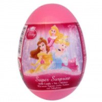 Игрушка + драже в пластиковом яйце "Disney Princess"