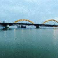 Эффектный мост Dragon Bridge 