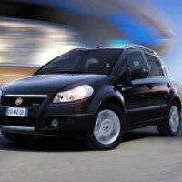 Автомобиль Fiat Sedici хэтчбек