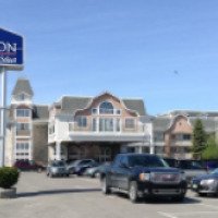 Отель Hamilton Inn Select - Beachfront 3* 