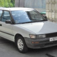 Автомобиль Toyota Sprinter (1990)