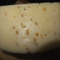 Сыр твердый Комо "Грюн Вальд" с пажитником