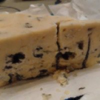 Сыр с голубой плесенью Royal cheese