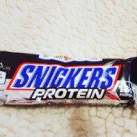 Протеиновый батончик Snickers