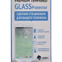 Защитное стекло SkinBox для HTC Desire 530