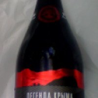 Вино игристое красное полусладкое Легенда Крыма