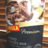 Сухофрукты в молочном шоколаде Billa Premium