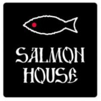 Колбаски лососевые Salmon House подкопченные "со свежим укропом"