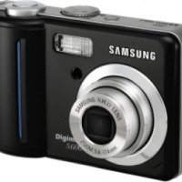 Цифровой фотоаппарат Samsung Digimax S600