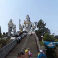 Экскурсия в Мурудешвар, храмовый комплекс Шивы 