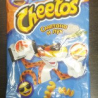 Кукурузные снеки Cheetos со вкусом "Сметана и лук"