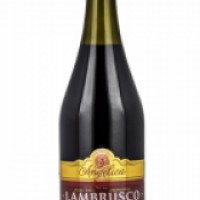 Игристое вино Casa Bella Angelica Lambrusco Rosso Dolce