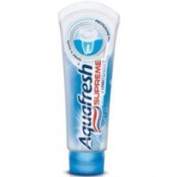 Зубная паста Aquafresh Supreme+whitening