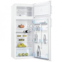 Холодильник Electrolux ERD 24090 W