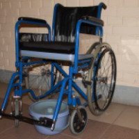 Кресло-коляска с санитарным оснащением Armed FS682
