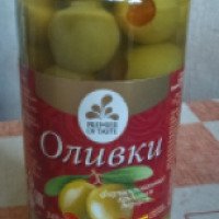 Оливки Premier Of Taste фаршированные красным перцем