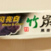 Черная бамбуковая зубная паста Charcoal Toothpaste