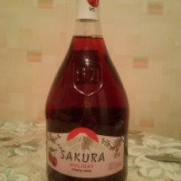 Вино вишневое полусладкое Винный торговый дом Sakura Holiday cherry wine