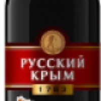 Вино красное столовое полусладкое УСВП "Русский Крым"