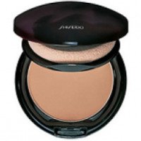 Компактная тональная крем-пудра Shiseido The Makeup Compact Fondation SPF15