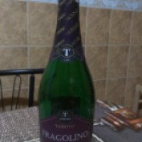 Вино газированное сладкое красное Tairovo Салюте Fragolino
